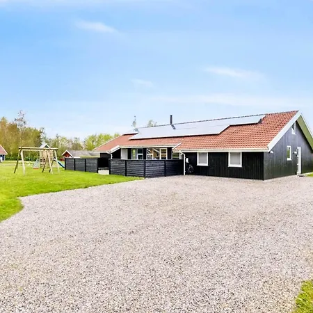 Luxury Retreat With Pool - By Traum 펜션 *